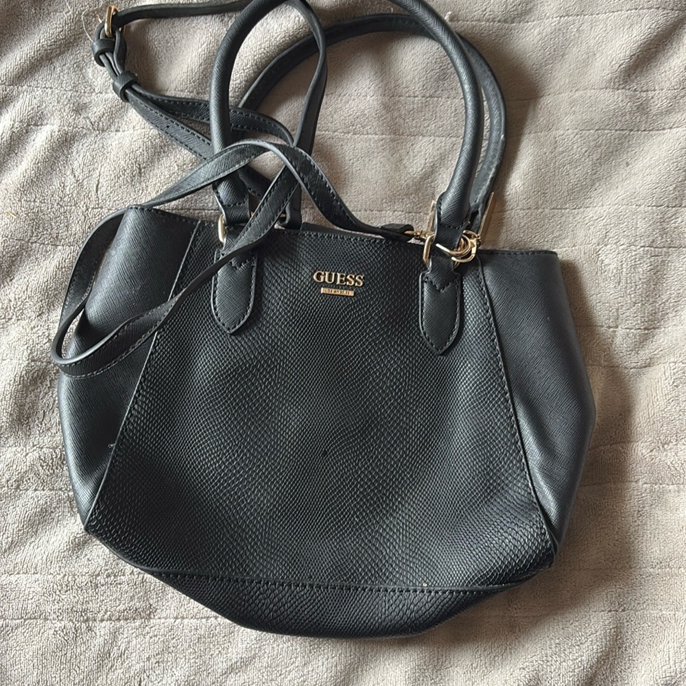Guess purse